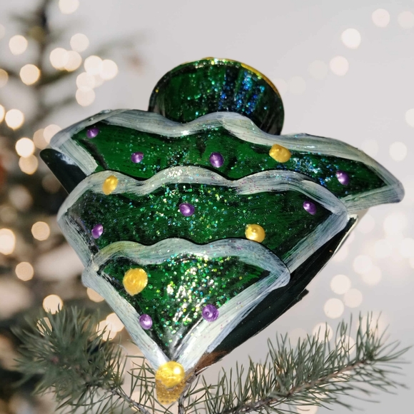 🌲10/$20.~Bouncy Table Top Metallic Christmas Tree - Picture 6 of 7